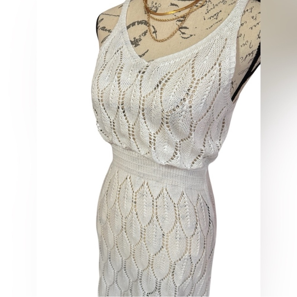 WHITE EYELET LONG SLEVELESS DRESS SIZE LARGE NEW - Picture 3 of 6